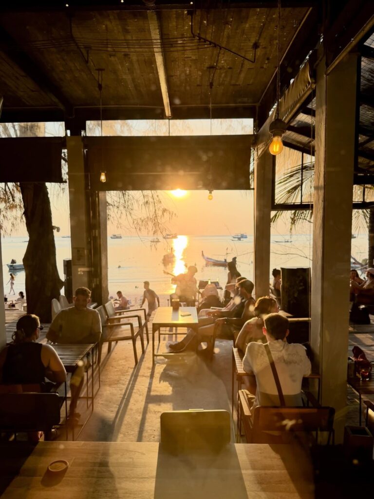 Blue Water Beach Bar & Restaurant in Koh Tao, Thailand