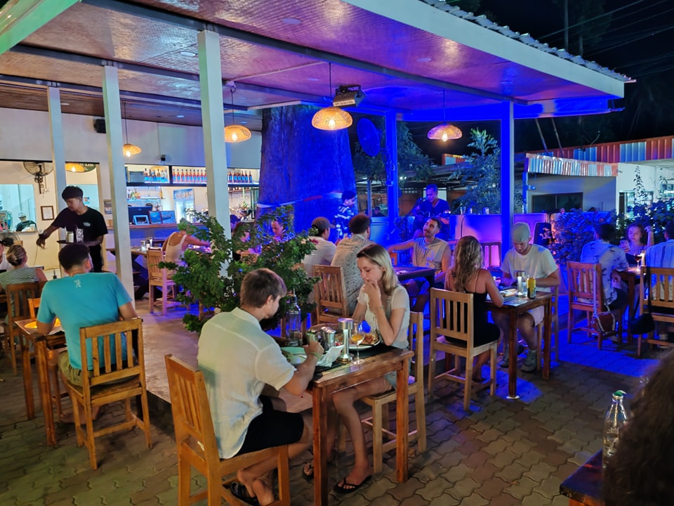 La Pizzeria da Claudio restaurant Koh Tao Tiki Thai Pass (5)