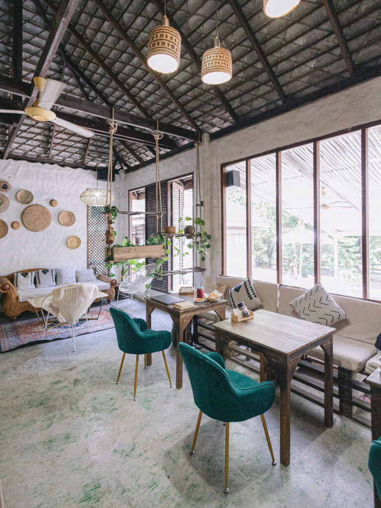Milk & Honey restaurant in Koh Tao Tiki Thai PAss