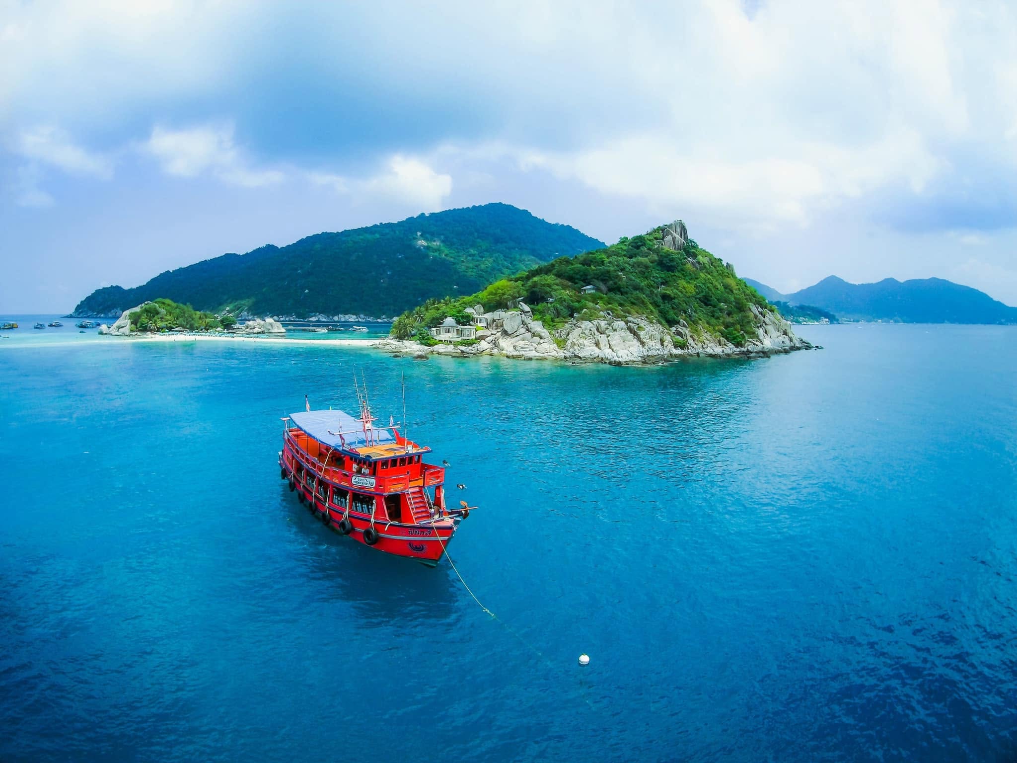 Phoenix Divers in Koh Tao – Tiki Thai Pass