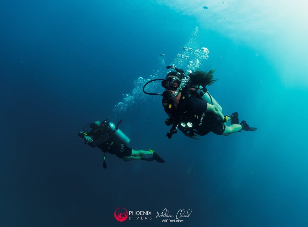 Phoenix Divers in Koh Tao – Tiki Thai Pass