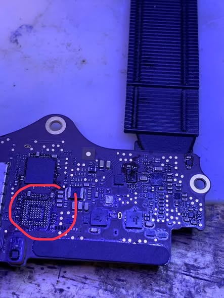 MacBook and Apple computer repair service in Koh Tao, Thailand